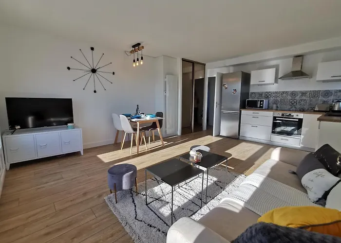 Le Kelenner-appartement bord de mer tout à pieds ou à vélo
